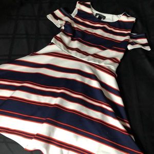 Size 8 peek a boo shoulder Ally B girls dress.